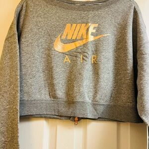 Nike Women's Gray and Gold Crew Neck Sweater